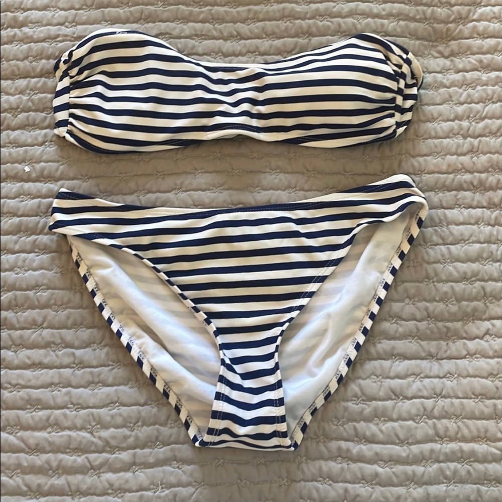 NAVY STRIPE SWIMSUIT